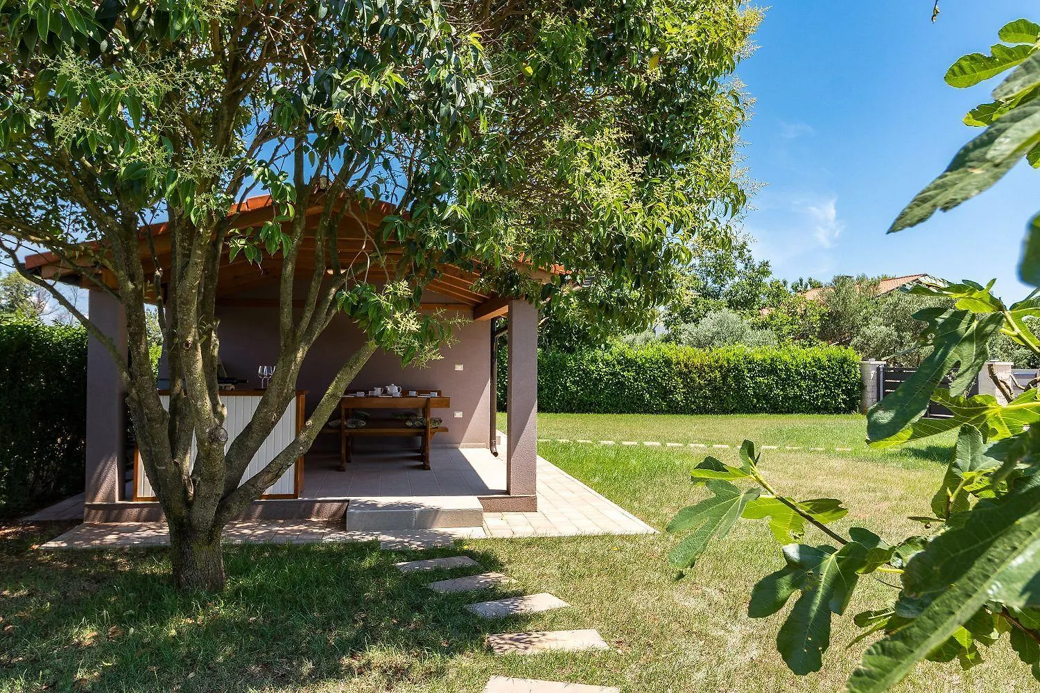 Villa Mit Privatem Pool, Wlan, Klima Und Baeder En Suite Pula