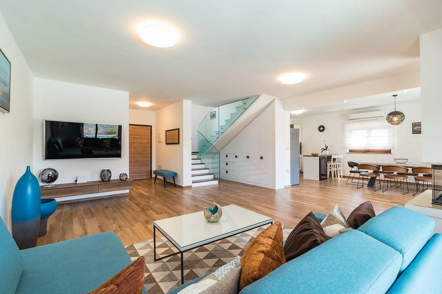 Villa Mit Privatem Pool, Wlan, Klima Und Baeder En Suite Pula Croatia